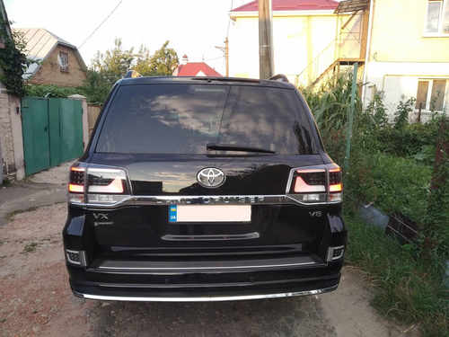 Задні ліхтарі (Executive Black) для Toyota Land Cruiser 200 2016-2024