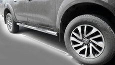 Бічні труби (2 шт., нерж) для Nissan Navara/NP300 2016-2024