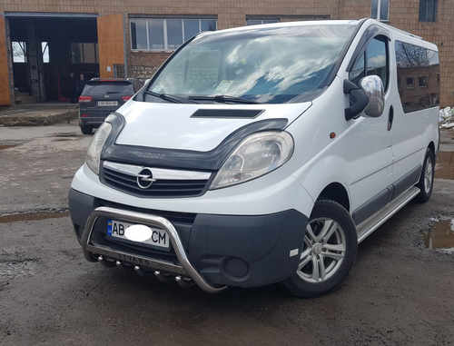 Кенгурятник WT003-4 (нерж.) З написом для Opel Vivaro 2001-2015 