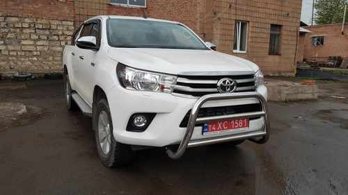 Кенгурятник WT007 (нерж) для Toyota Hilux 2015+ 
