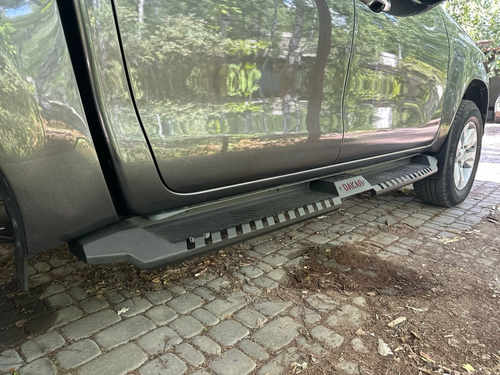 Боковые пороги Dakar V2 с LED (2 шт, металл) для Toyota Hilux 2015+