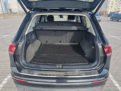 Накладка на задній бампер (нерж) для Volkswagen Tiguan 2016-