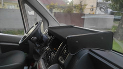 Полку на панель 2014-2022 для Citroen Jumper 2007↗ та 2014↗ мм.