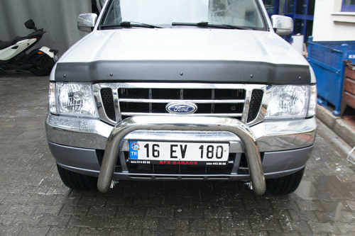 Дефлектор капота EuroCap для Ford Ranger 2002-2006 років.