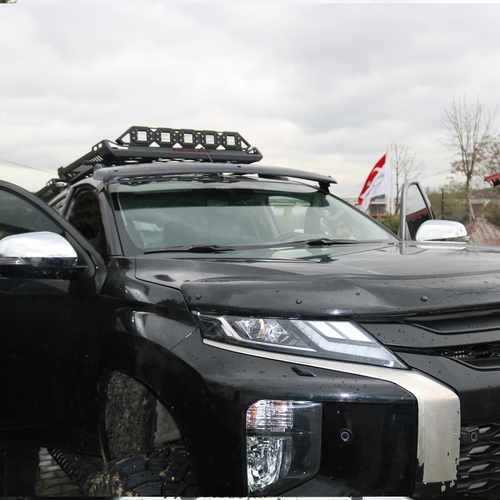 Козирок на лобове скло для Mitsubishi L200 2015↗ мм.