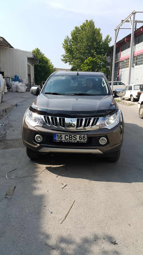 Дефлектор капота (EuroCap) для Mitsubishi L200 2015-2019