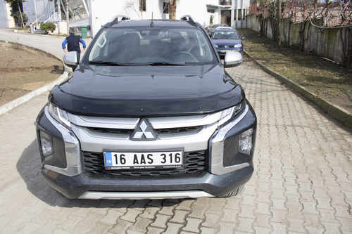 Дефлектор капота (2019-2023, EuroCap) для Mitsubishi L200 2015↗ мм.