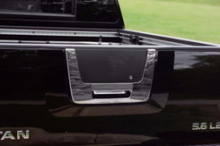 Хром накладка на багажник (пласт) для Nissan Titan 2004-2011 рр.