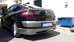 Задня накладка на бампер (під фарбування) для Renault Megane II 2004-2009 рр.