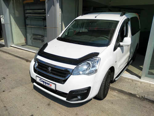 Дефлектор капота (EuroCap довга) для Citroen Berlingo 2008-2018 років.