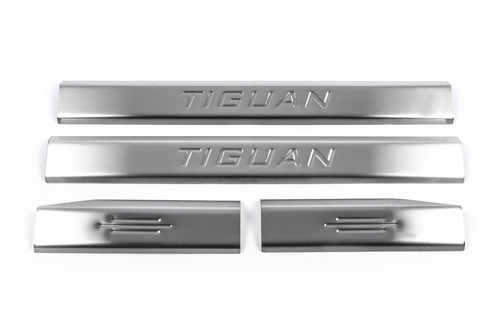 Хром накладки для VW Tiguan 2012-2016 накладки на пороги на пласт Carmos (Туреччина)