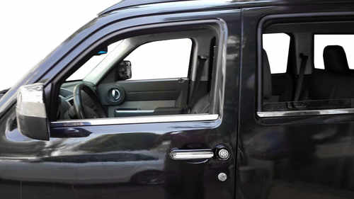 Хром накладки для Dodge Nitro накладки на ручки нерж. Carmos (Туреччина)