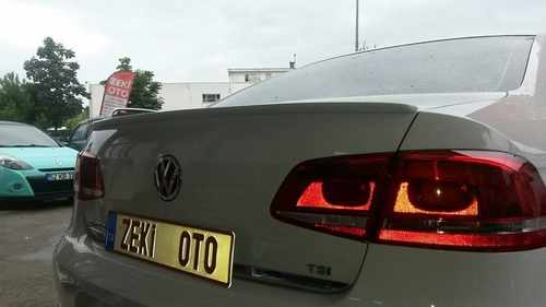 Спойлер (під фарбування) для Volkswagen Passat B7 2012-2015рр.
