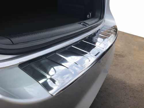 Накладка на задній бампер (нерж) для Volkswagen Passat B7 2012-2015 (SW)