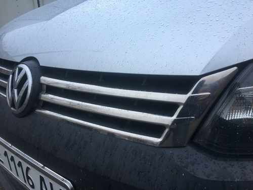 Хром накладки на передню решітку Carmos для VW Caddy 2010-2015