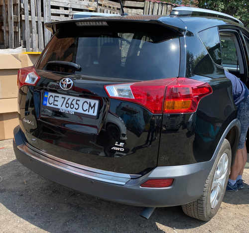 Хром накладка на кромка багажника (нерж.) - Toyota Rav 4 2013-2016 рр.