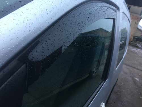 Вітровики (2 шт, Niken) для Volkswagen Caddy 2010-2015рр.