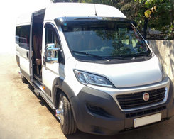 Козирьок на лобове скло (чорний глянець, 5мм) для Peugeot Boxer 2006↗ та 2014↗ мм.