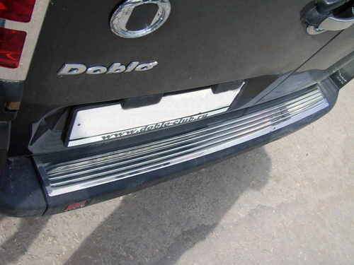 Хром накладка на задній бампер (матова) для Fiat Doblo 2001-2009