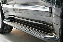 Бокові пороги с LED (дизайн 2015-2020) Toyota Land Cruiser 200