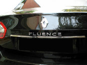 Смужка над номером (нерж.) для Renault Fluence 2009↗ мм.