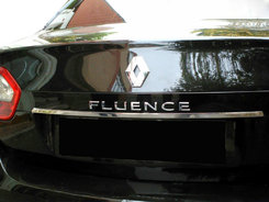 Смужка над номером (нерж.) для Renault Fluence 2009↗ мм.