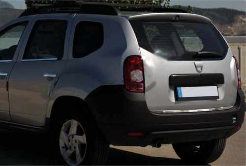 Хром накладки для Renault Duster кромка багаж нерж Carmos (Туреччина)