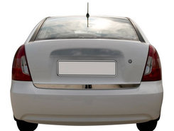 Хром накладка на нижнюю кромку крышки багажника (нерж.) Omsa для Accent 2006-2009