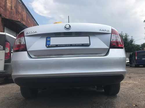 Кромка багажника (нерж) Carmos для Skoda Rapid 2012-
