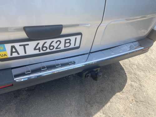 Хром накладка на задній бампер (нерж.) для Opel Vivaro 2004-2015