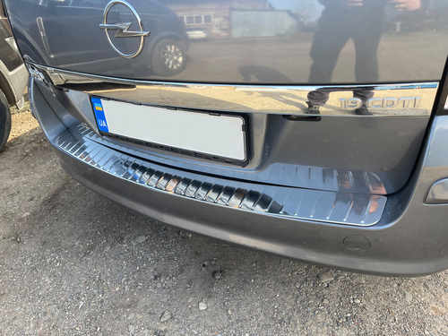 Накладка на задній бампер (матова) для (нерж) для Opel Astra H 2004-2013 универсал