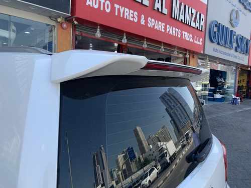 Спойлер LED  Білий колір для Toyota Land Cruiser 200 2016+