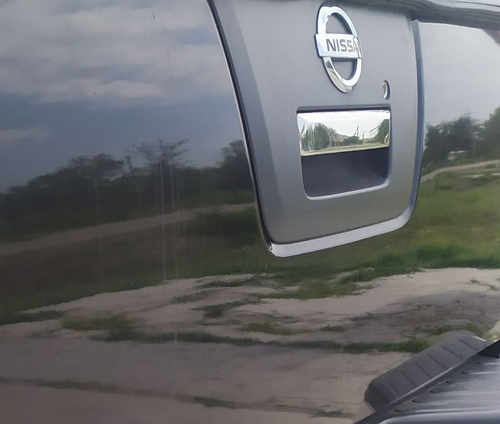 Хром накладки для Nissan Navara задняяя ручка Carmos (Туреччина)