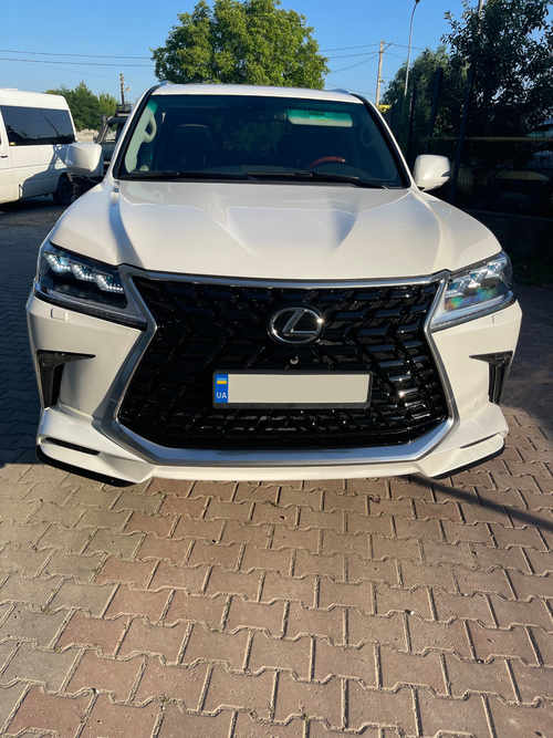 Комплект обвеса Lexus LX570 2015- стиль 2021