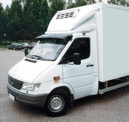 Козирьок на лобове скло Mercedes Sprinter 1995-2006