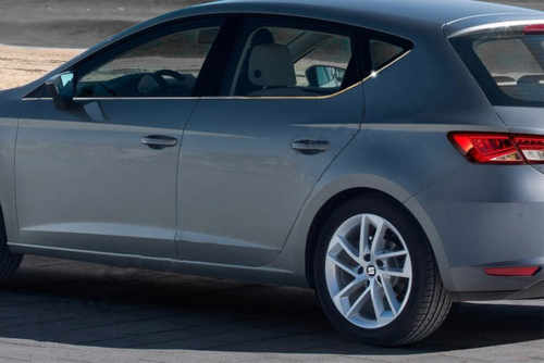 Хром накладки на нижні молдинги стекол (нерж.) 6 шт. для Seat leon 2013+ 3D