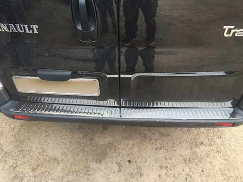 Накладка на задній бампер (нерж) для Renault Trafic 2001-2015
