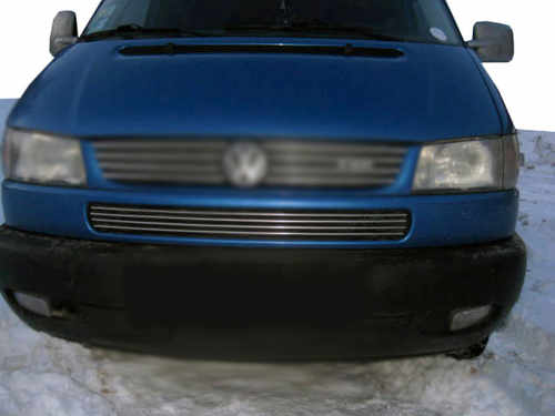 Хром накладки на нижню решітку Carmos для VW T4 (косий капот)