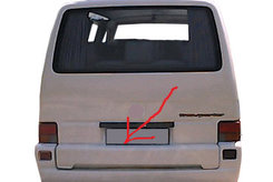 Накладка на задню кришку (під фарбування) для Volkswagen T4 Caravelle/Multivan
