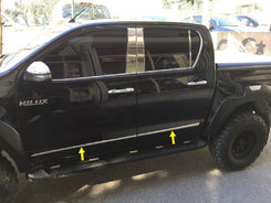 Накладки на молдинги (4 шт, нерж) для Toyota Hilux 2015↗ мм.