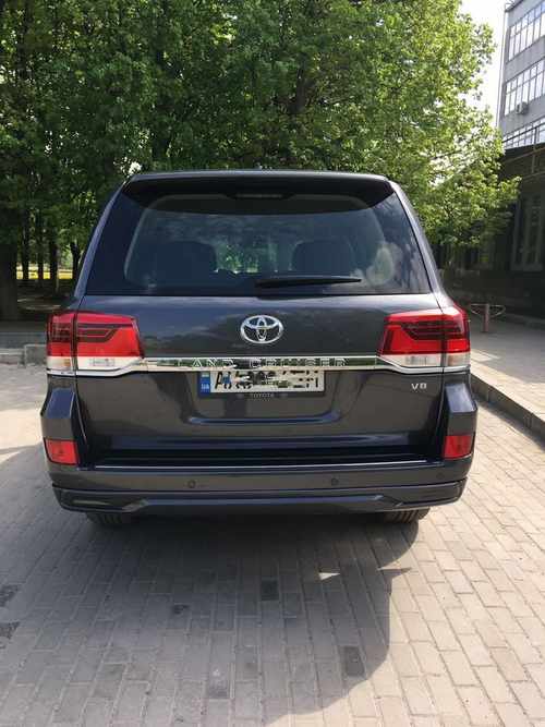 Аеродинамічні накладки на передній і задній бампер Toyota LC200 2016+