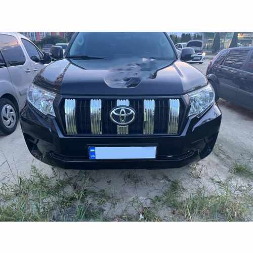 Хром накладки на решітку радіатора (без камери) для Toyota Land Cruiser 150 2018+