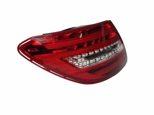 Задні ліхтарі стопи Mercedes C-Class W204 2011-2014 рік ( Європа )