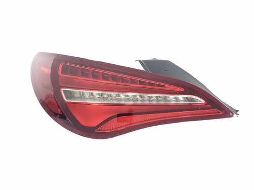 Задні ліхтарі стопи Mercedes CLA-Class C117 2017-2019 рік 1179063700 1179063800
