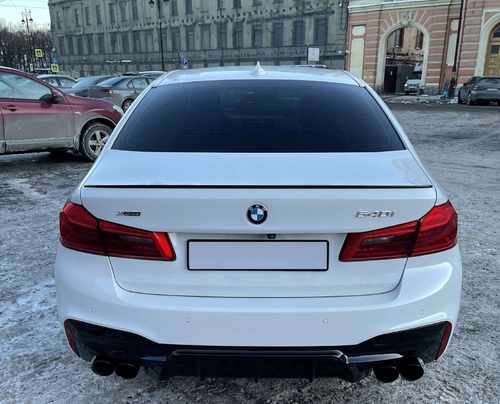 Задній бампер BMW 5 Series G30 2017-2020 в М стилі