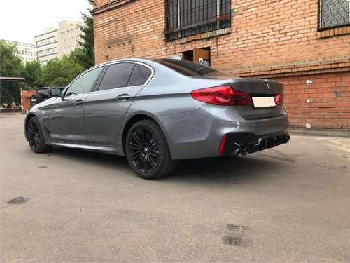 Задній бампер BMW 5 Series G30 2017-2020 в М стилі