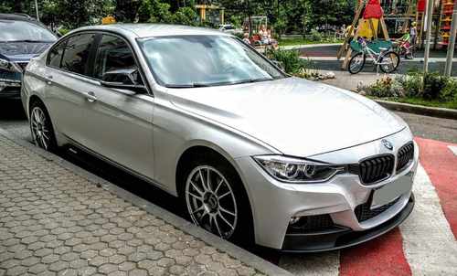 Накладка на передній бампер сплітер BMW 3 Series F30 2012-2019р.
