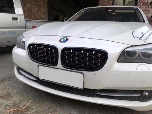 Решітка радіатора ніздрі BMW 5 Series F10/F11/F18 2010-2017 рік Diamond