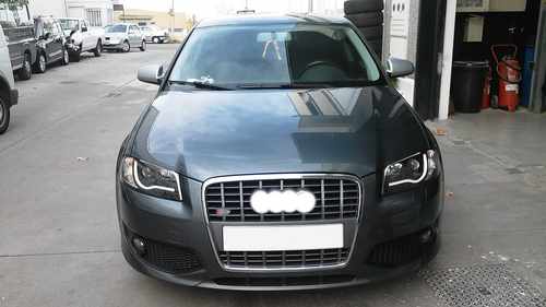 Решітка радіатора Audi A3 S3 2008-2012р Silver Chrome