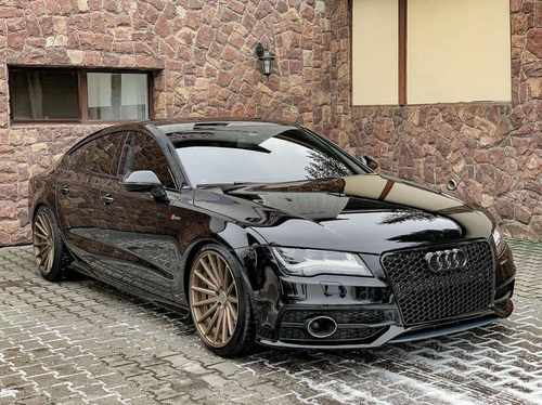 Решітка радіатора Audi A7 RS7 2010-2014 рік Full Black
